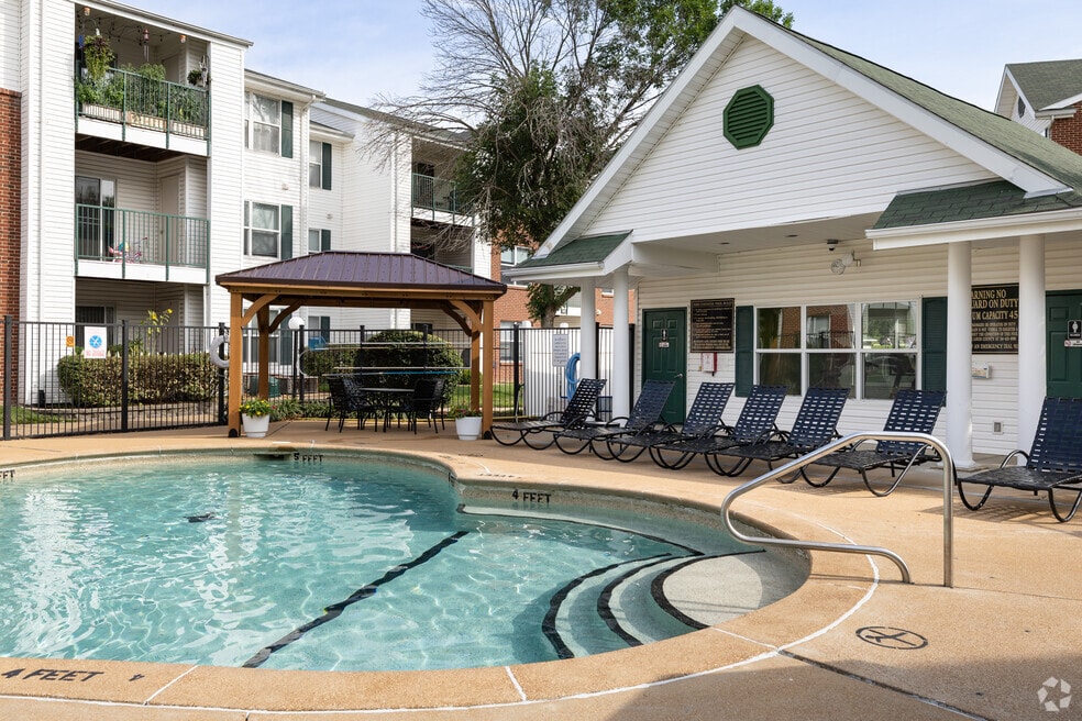 Park Commons, Valley Park, MO 63088 - photo 1