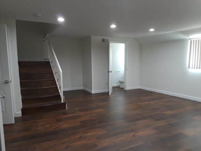 2436 Barry Ave Unit 3, Los Angeles, Ca 90064 