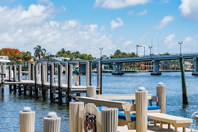 The single family homes in Idlewyld offer private docks to fish off.