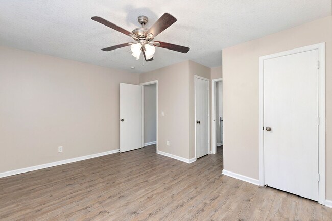Midland Court, Shawnee, KS 66216 - photo 2
