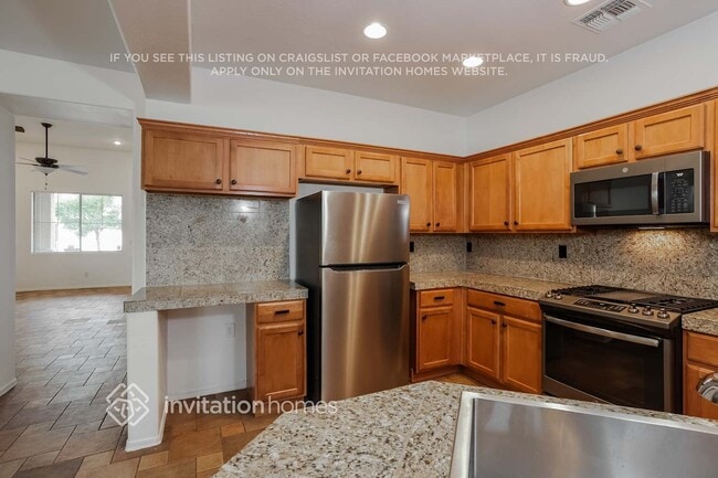 39137 N Parker Ln, Phoenix, AZ 85086 - photo 7