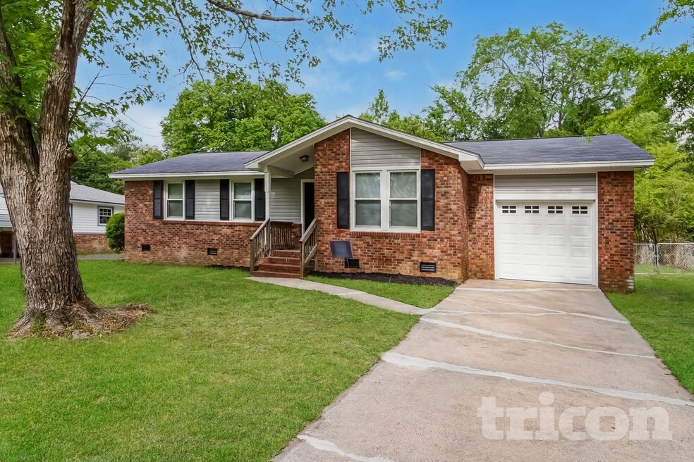 2308 S Partridge Cir, Hopkins, SC 29061 - photo 1