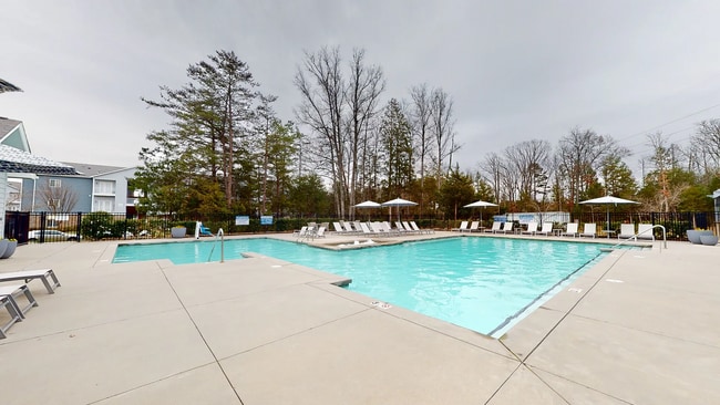 9015 Kings Grant Dr unit 8304-303, Charlotte, NC 28262 - photo 7