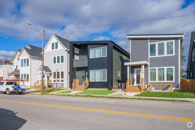 More and more modern style homes continue to be built throughout Fountain Square.