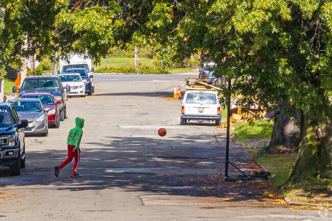 Trinity Park offers a convenient and walkable lifestyle with easy access to schools and markets.