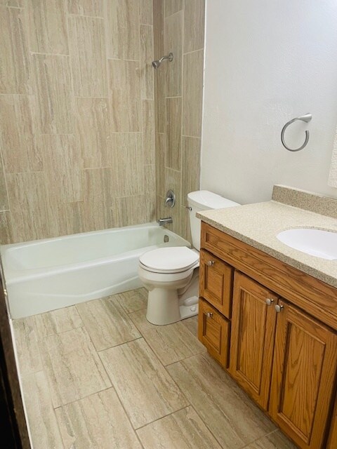 1 Bdrm. with Den & Fireplace