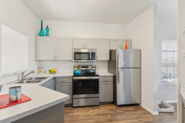 Luxe at Ocotillo, Chandler, AZ 85248 - photo 7