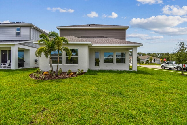 10645 Crescent Creek Crossing, Parrish, FL 34219 - photo 3