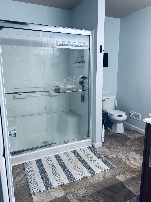 9814 Sunrise Cir, Zeeland, MI 49464