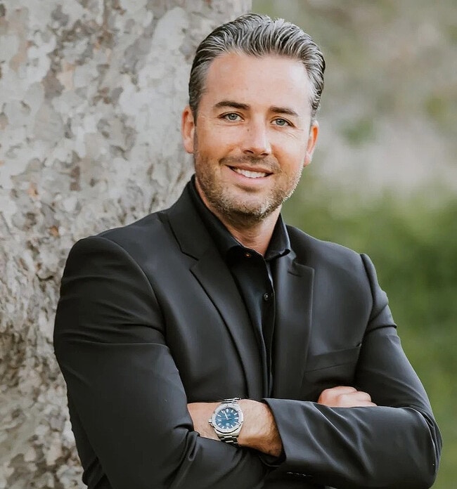 Agent Photo