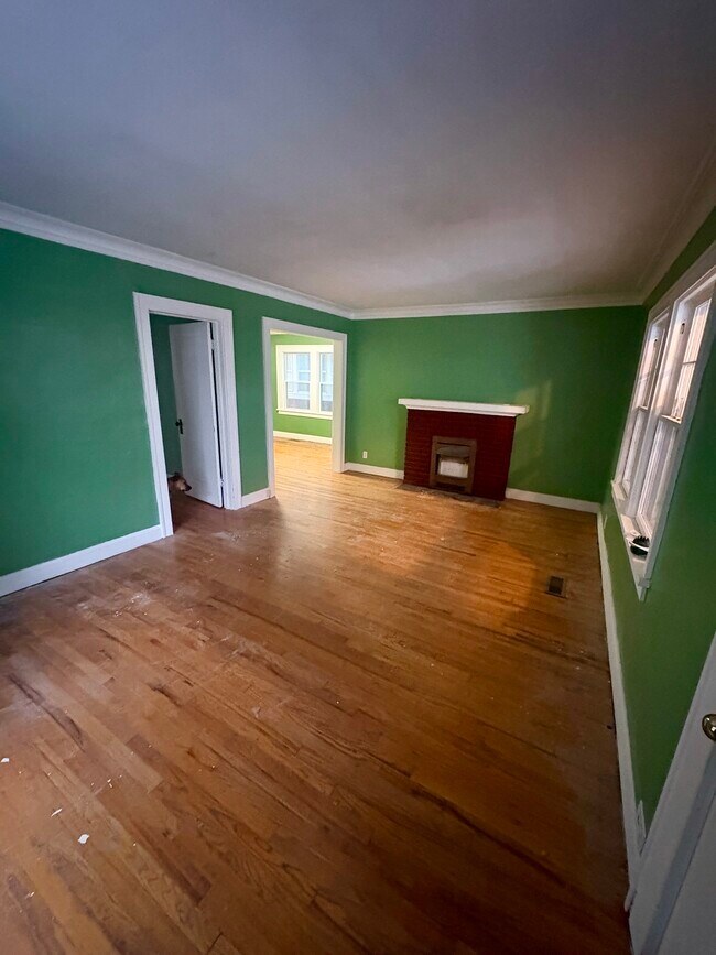 3904 Charlotte St unit 3904 Charlotte, Kansas City, MO 64110 - photo 3