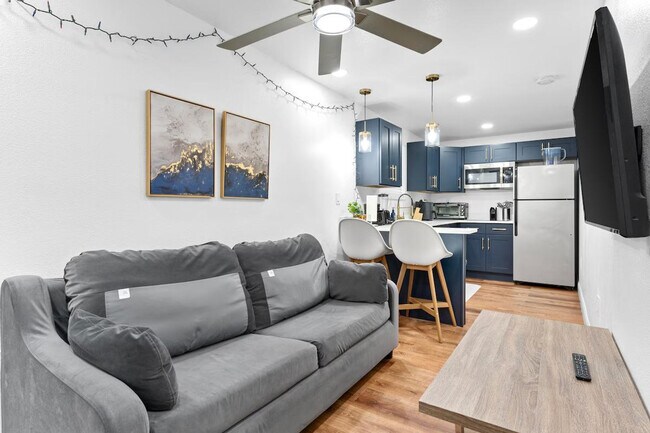 3417 N 10th St unit ID1320245P, Tampa, FL 33605 - photo 4