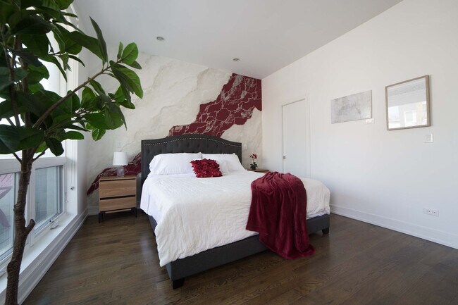 2048 W Chicago Ave unit ID1244904P, Chicago, IL 60622 - photo 4