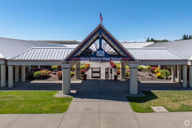 Mark Morris High allows students to take classes and earn credits at the next door college.