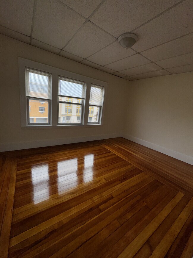 14 Alberta Terrace unit 3, Cambridge, MA 02140 - photo 5