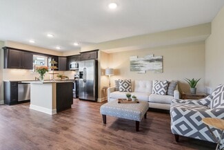 7 NE 93rd St, Kansas City, MO 64155