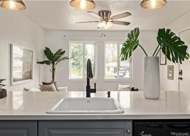 6137 Sterne Cir, Littleton, CO 80120 - photo 3