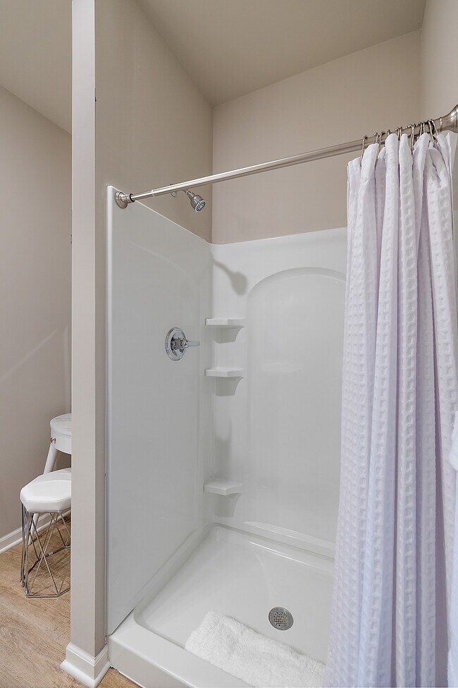 Aspen Pointe Independent Senior Living, Clinton Township, MI 48035 - photo 6