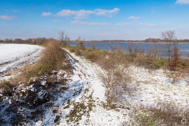 Enjoy the scenic trails at Horseshoe Lake State Park, perfect for biking adventures.