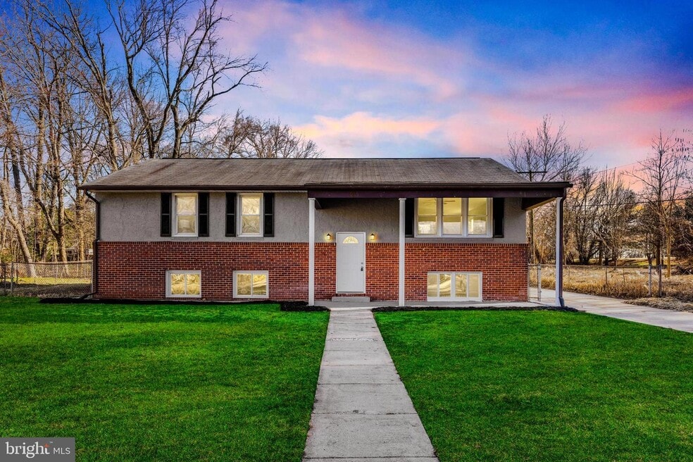 713 Biddle Rd unit Single Family home, Glen Burnie, MD 21060 - photo 1