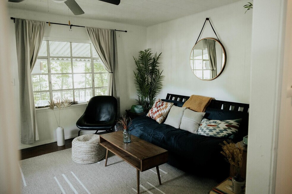 2526 S Madison St unit ID1303786P, Bloomington, IN 47403 - photo 1