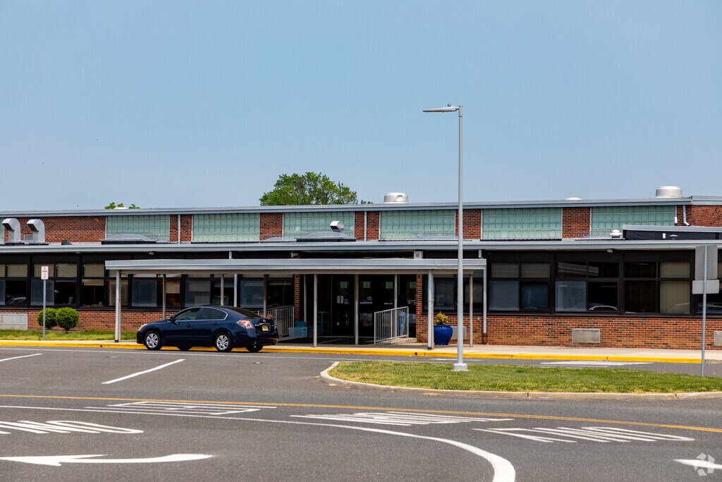 Clifton T. Barkalow Elementary School