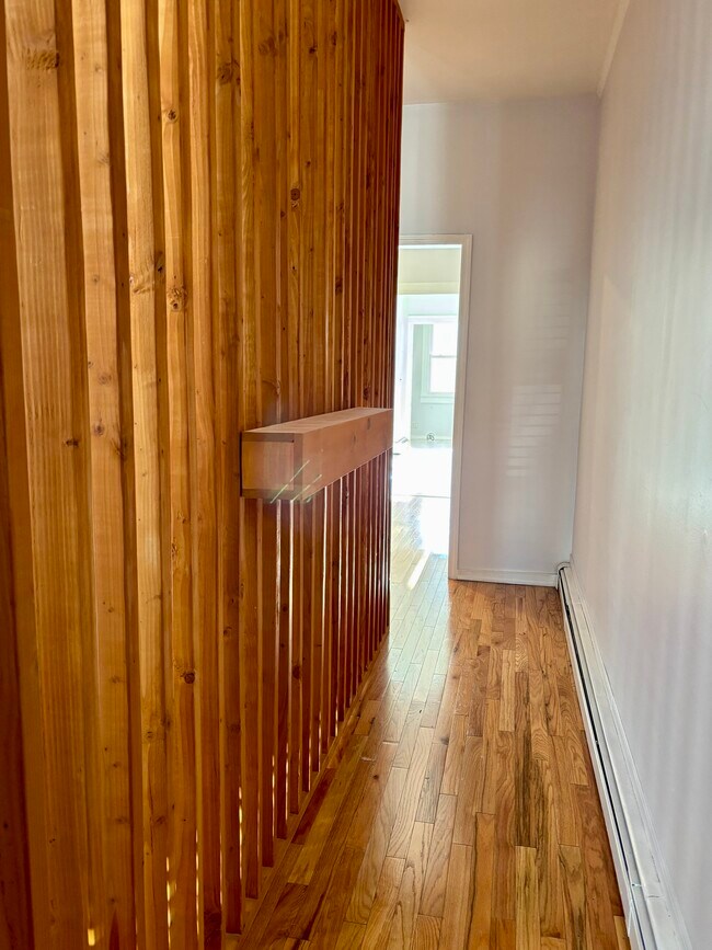 26 Sterling Place unit 4, Edgewater, NJ 07020 - photo 3