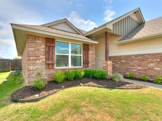 9120 Yassir Blvd, Yukon, OK 73099