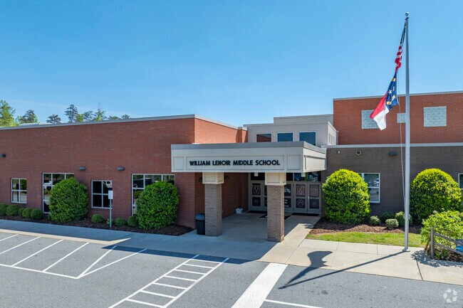 William Lenoir Middle School receives an overall rating of B from niche.com