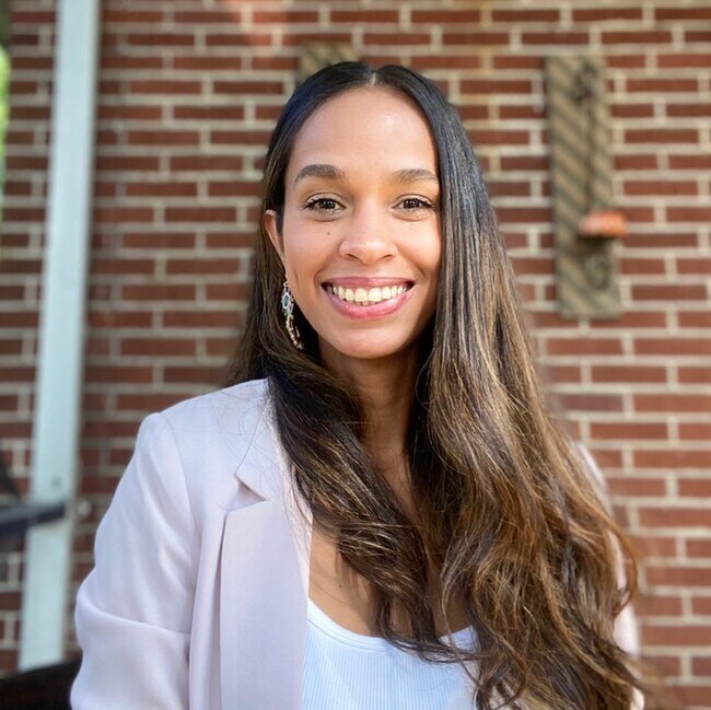 Yaleni Perez-Francisco