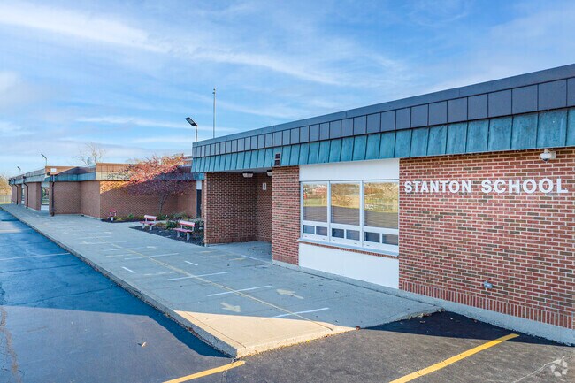 Stanton School encourages students to learn in Grass Lake.