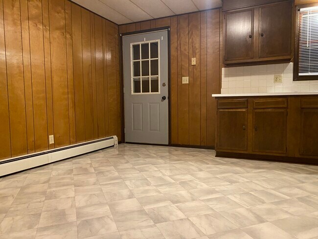 326 Menomonee St unit 4, Theresa, WI 53091 - photo 5