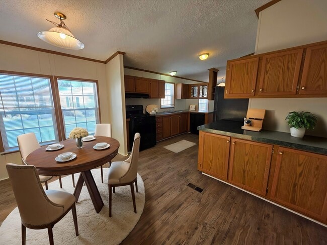 4421 Beechwood St, Village of Clarkston, MI 48348 - photo 7