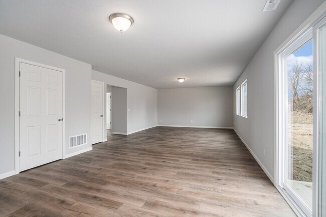 8070 Haven Blvd, Fort Wayne, IN 46804 - photo 7