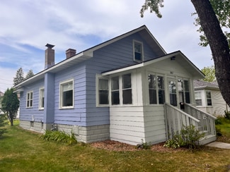 1917 W Kent Rd, Duluth, MN 55812