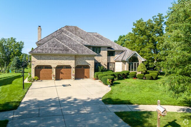 A fantastic Victorian-inspired home style that is popular in the Meadow Glens neighborhood.