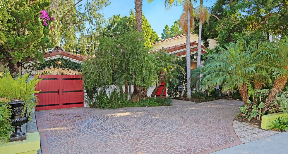 344 S La Peer Dr unit A Low GH, Beverly Hills, CA 90211 - photo 1