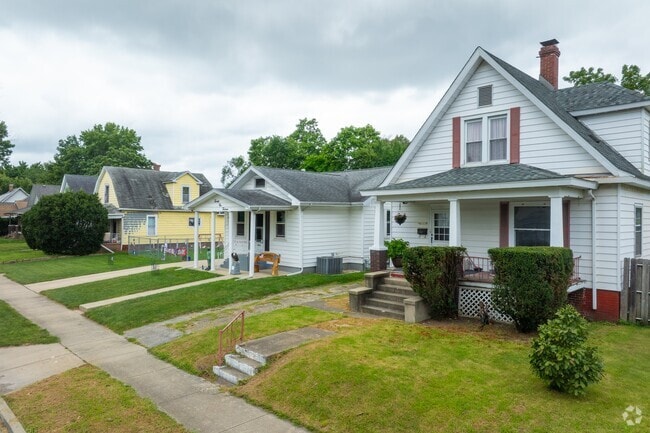 Bungalows with front porches sit next to midcentury Cape Cods in Bunn Park.