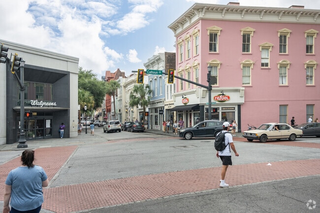 Wagener Terrace is located in close proximity to downtown Charleston.