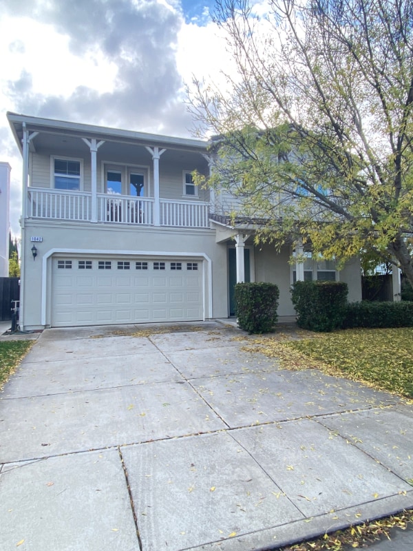 1042 Tulloch Dr, Tracy, CA 95304