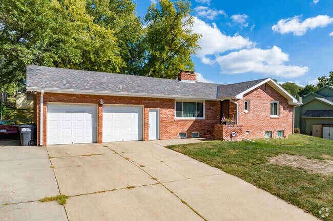 Classic ranches are dotted throughout Saddle Hills, often in Omaha's distinctive brick.