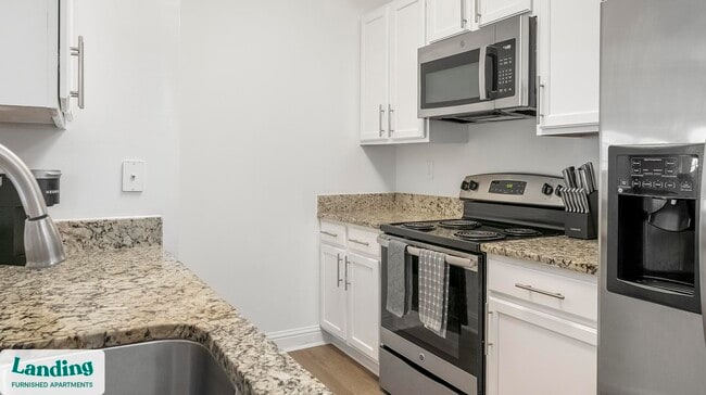 925 Canterbury Rd NE unit 12-1223, Atlanta, GA 30324 - photo 7