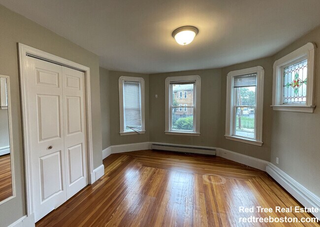 6 Warner St unit 1, Somerville, MA 02144 - photo 7