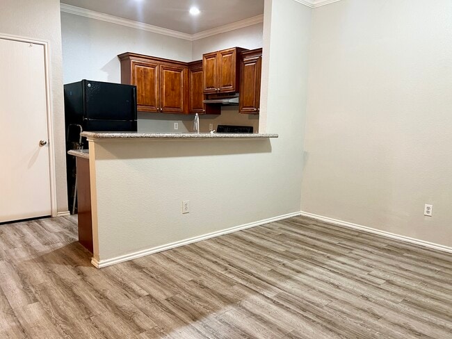 2324 Aldergate Dr, Arlington, TX 76012 - photo 3