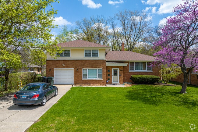 A Popular home style in Homewood are large ranch-style homes with an attached garage.