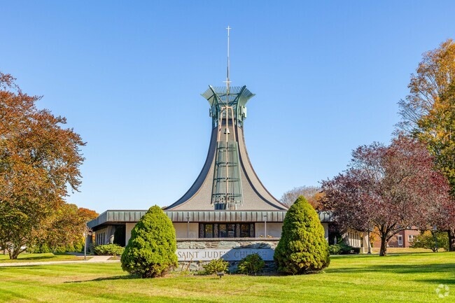 Saint Jude's Church serves the local Londale neighborhood.