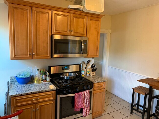 1081 Broadway unit 1, Somerville, MA 02144 - photo 5