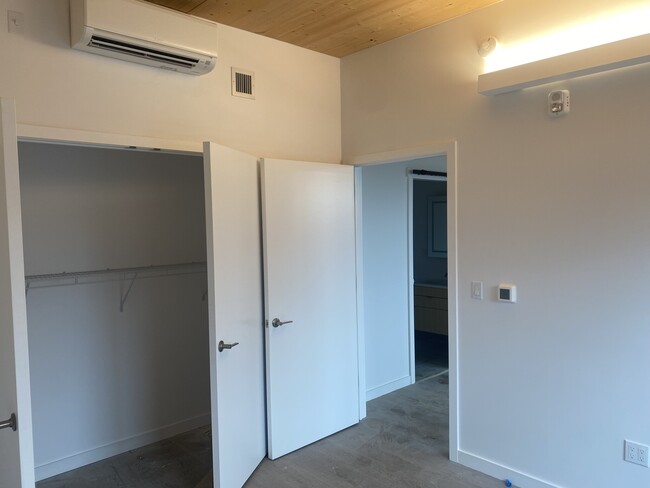 34 Symphony Rd unit 5A, Boston, MA 02115 - photo 7