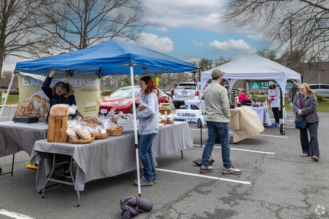 Great Falls Farmers Market has something for everyone to enjoy in Great Falls, VA.