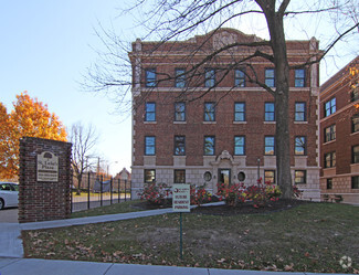 5602 Enright Ave, Saint Louis, MO 63112